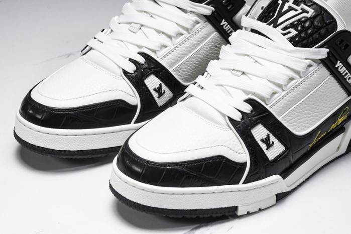 L&V SNEAKERS