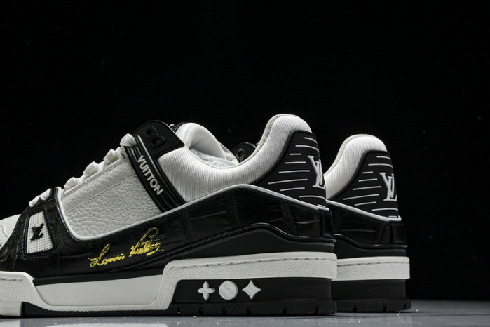 L&V SNEAKERS