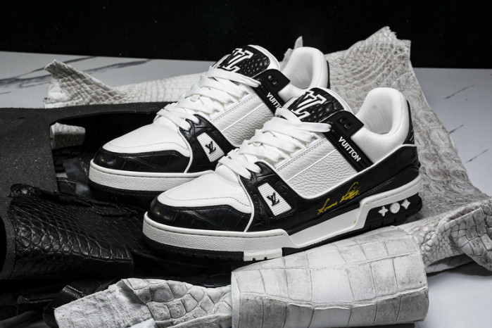 L&V SNEAKERS