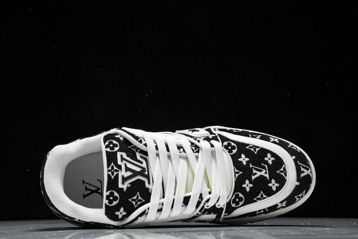 L&V SNEAKERS