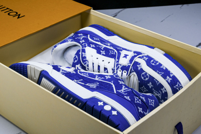 L&V SNEAKERS