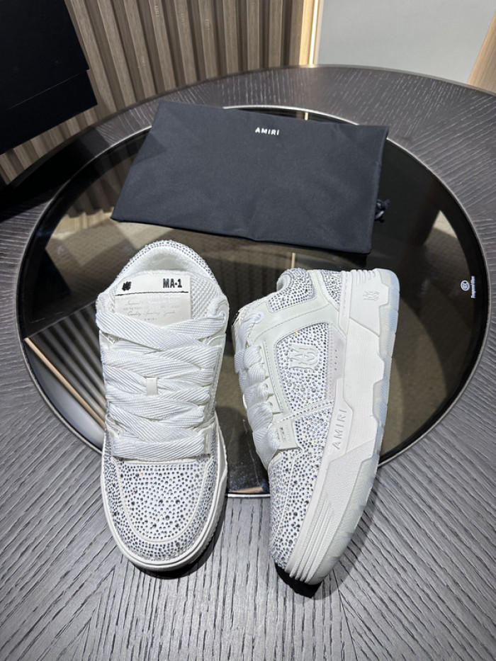 AM1R1 SNEAKERS