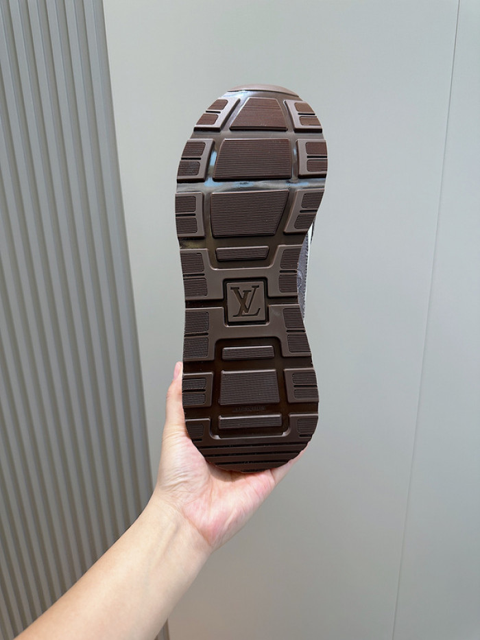 L&V SNEAKERS