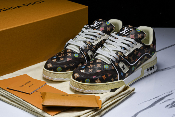 L&V SNEAKERS