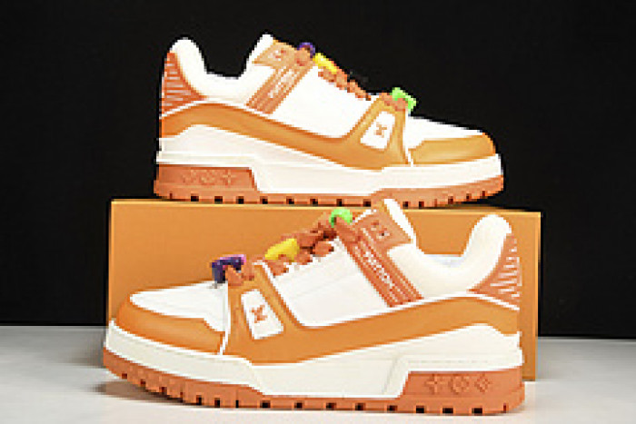 L&V SNEAKERS