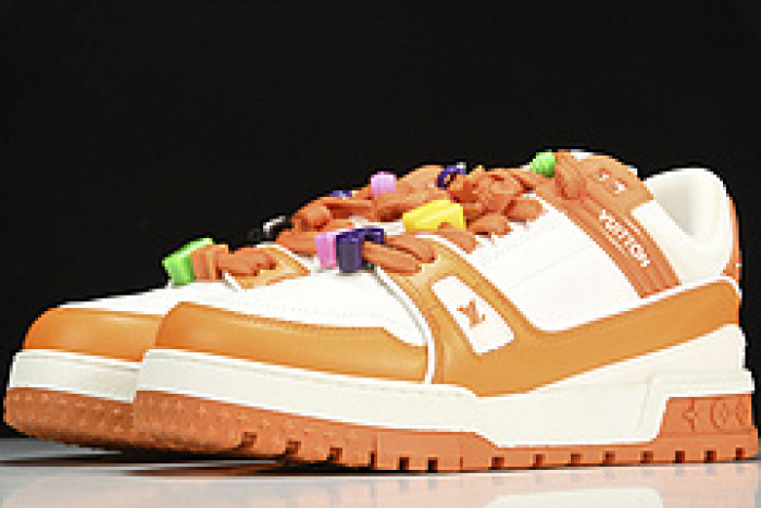 L&V SNEAKERS