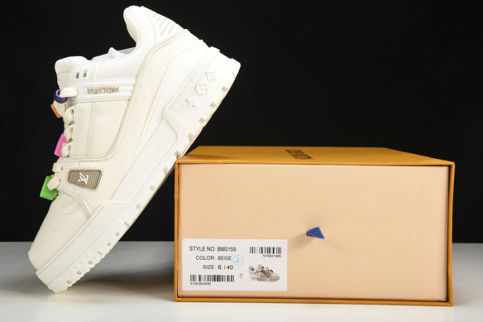 L&V SNEAKERS
