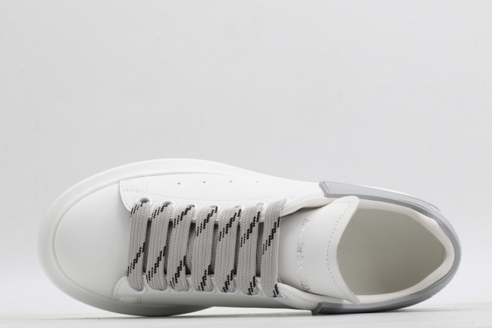 Alexander McQueen sneaker