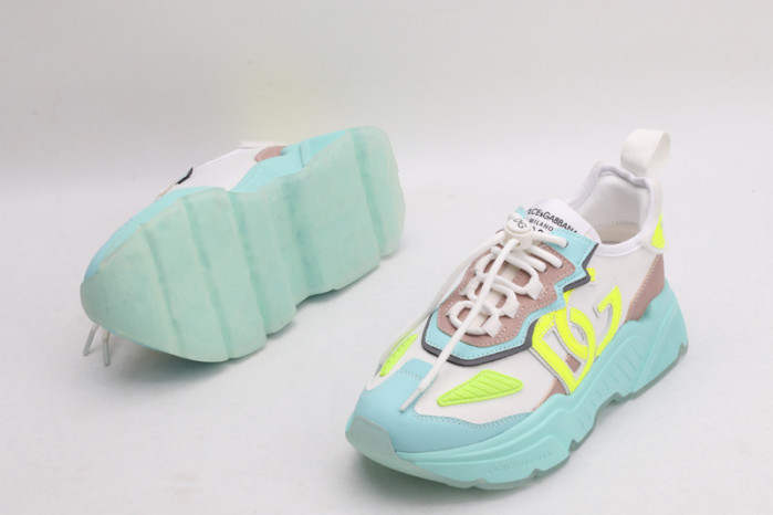 DG sneaker