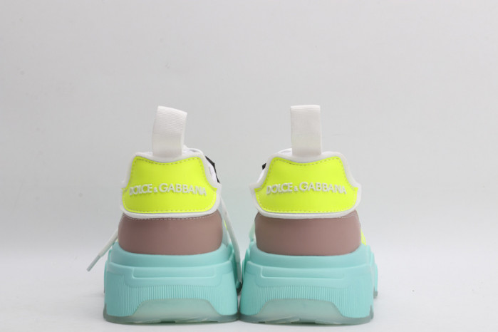 DG sneaker