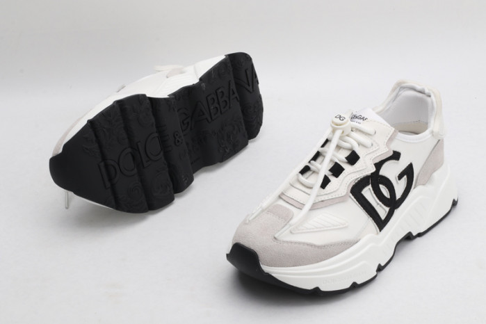 DG sneaker