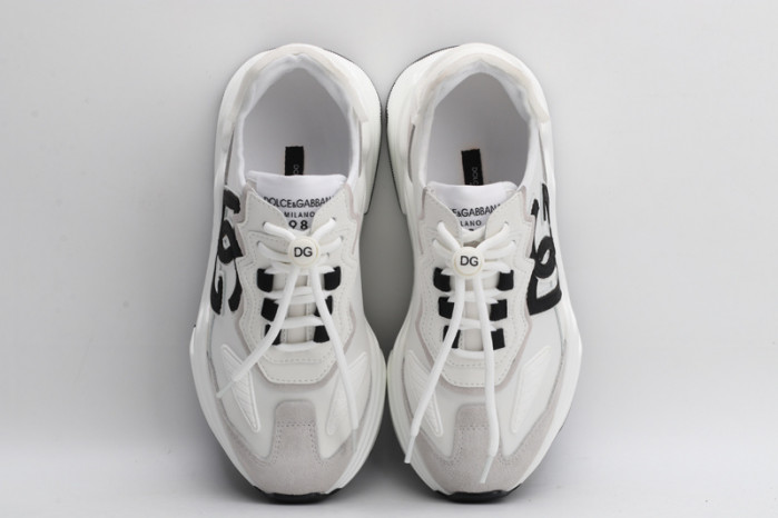 DG sneaker