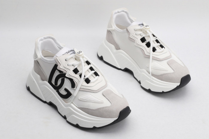 DG sneaker