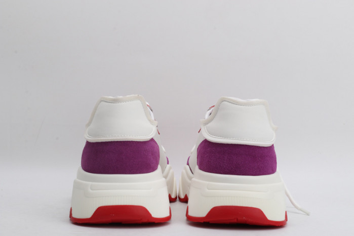 DG sneaker