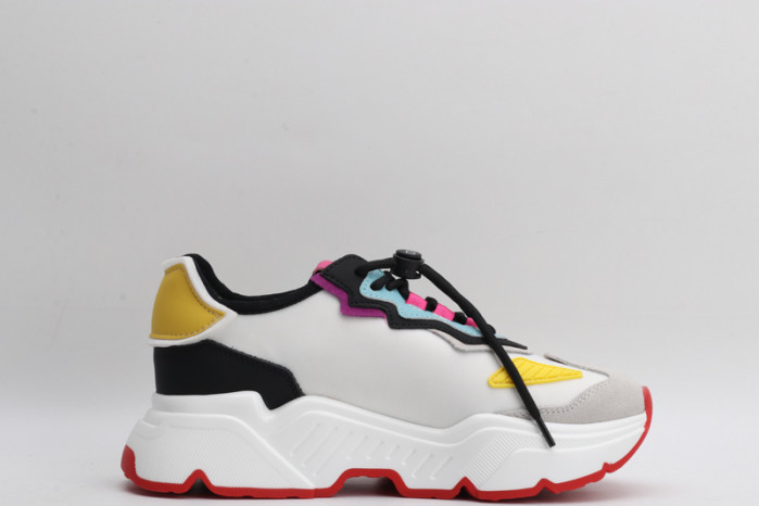 DG sneaker