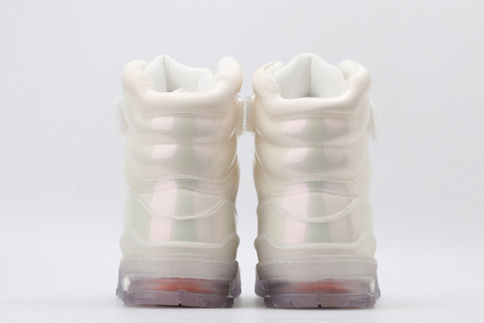 L&V SNEAKERS