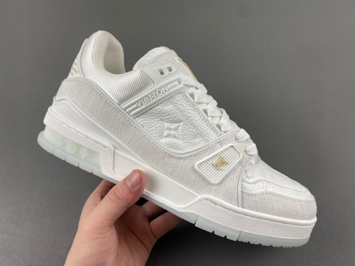 L&V SNEAKERS