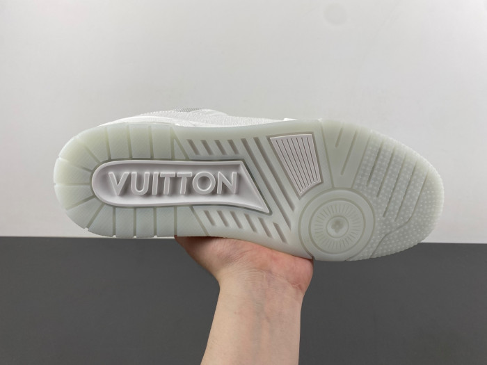 L&V SNEAKERS