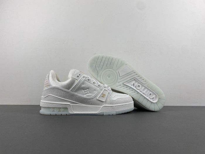 L&V SNEAKERS