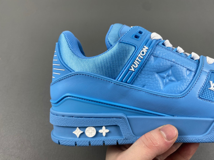L&V SNEAKERS