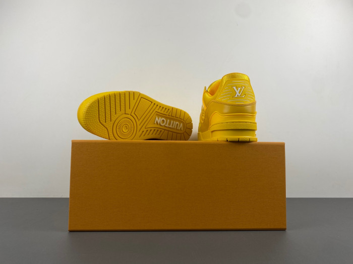 L&V SNEAKERS
