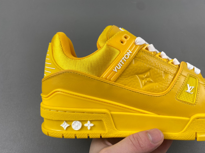 L&V SNEAKERS