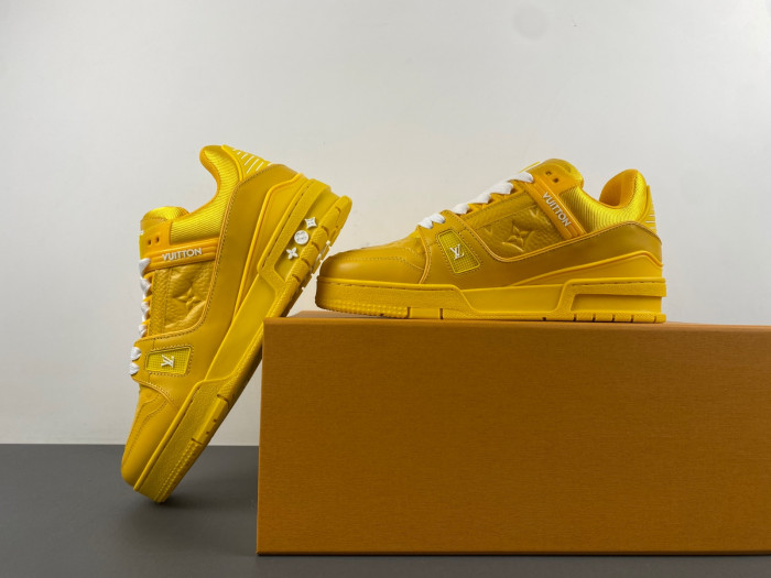 L&V SNEAKERS