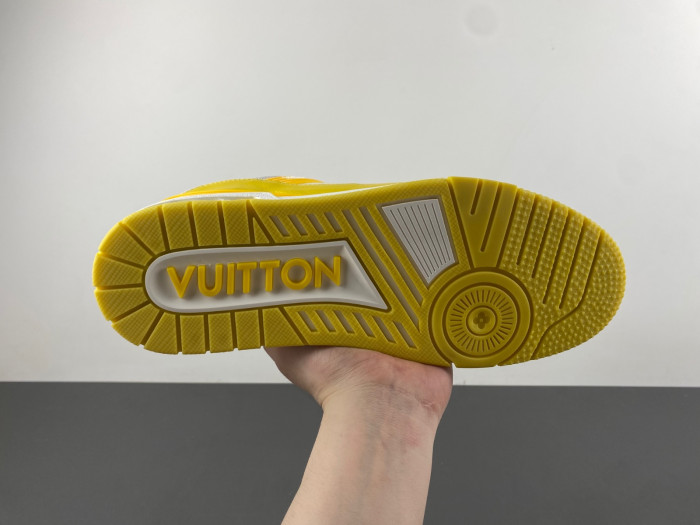 L&V SNEAKERS