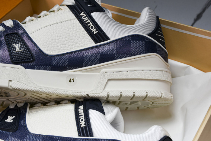 L&V SNEAKERS