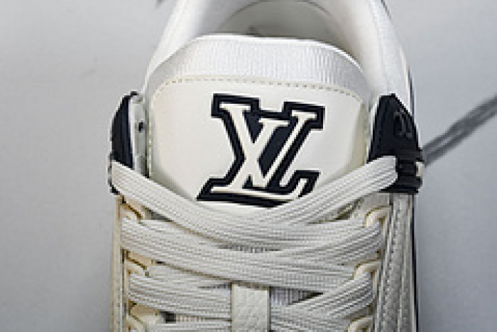 L&V SNEAKERS