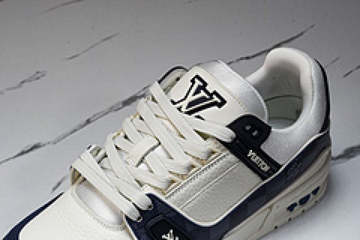 L&V SNEAKERS