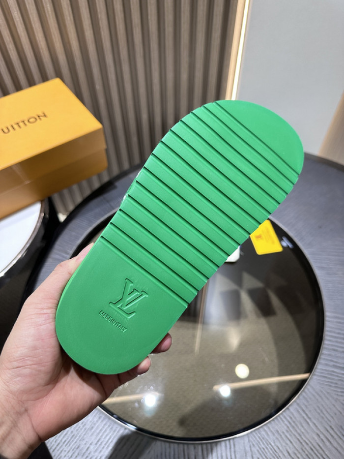 L&V SLIPPERS