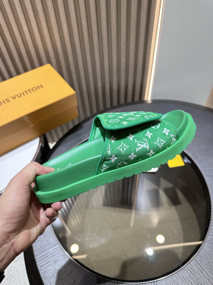 L&V SLIPPERS