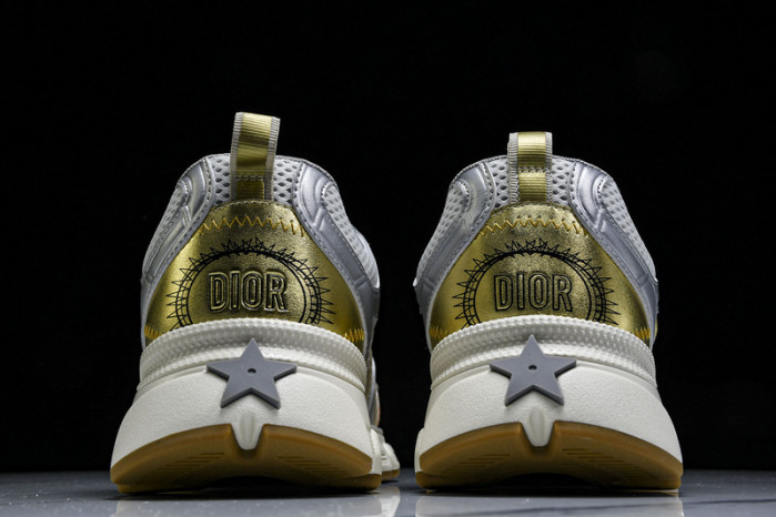 D designer sneaker