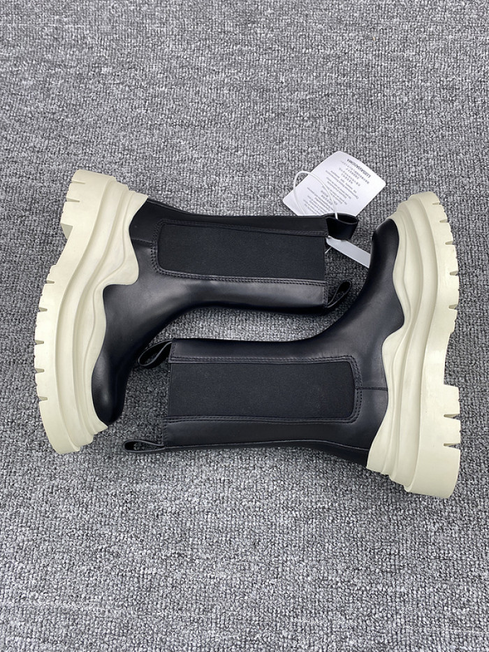 Bo*te*ga ve*ne*ta sneaker