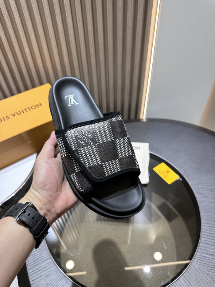 L&V SLIPPERS