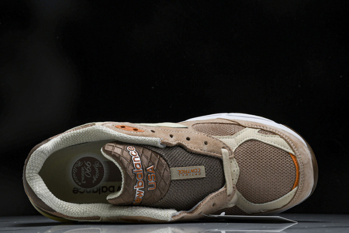 New Balance M990SZ3
