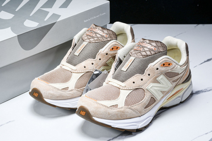 New Balance M990SZ3