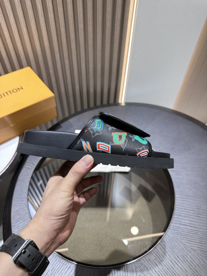 L&V SLIPPERS
