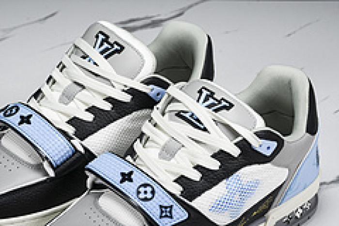 L&V SNEAKERS