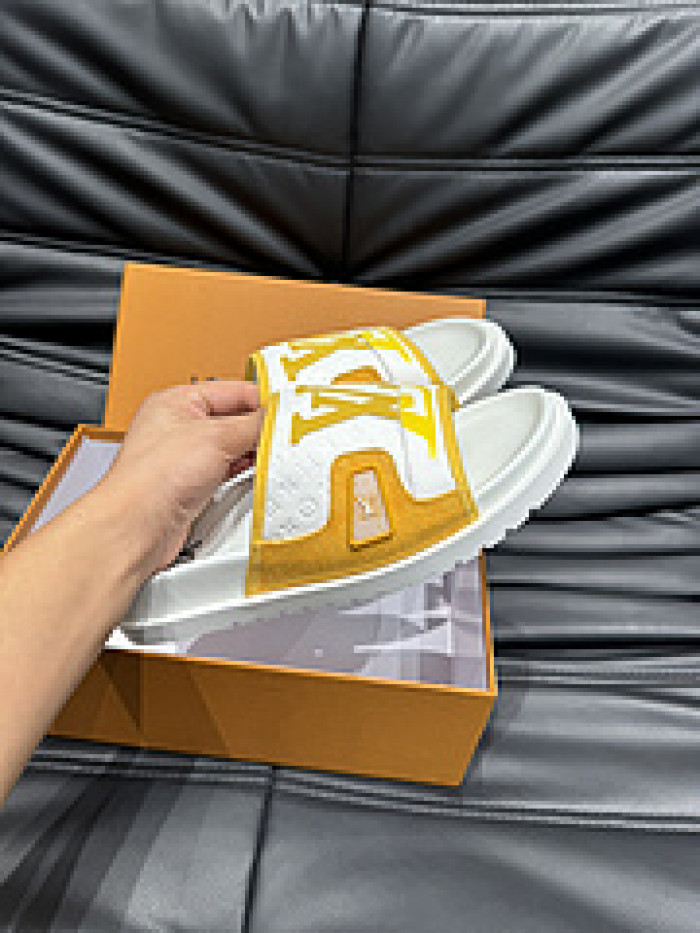 L&V SLIPPERS