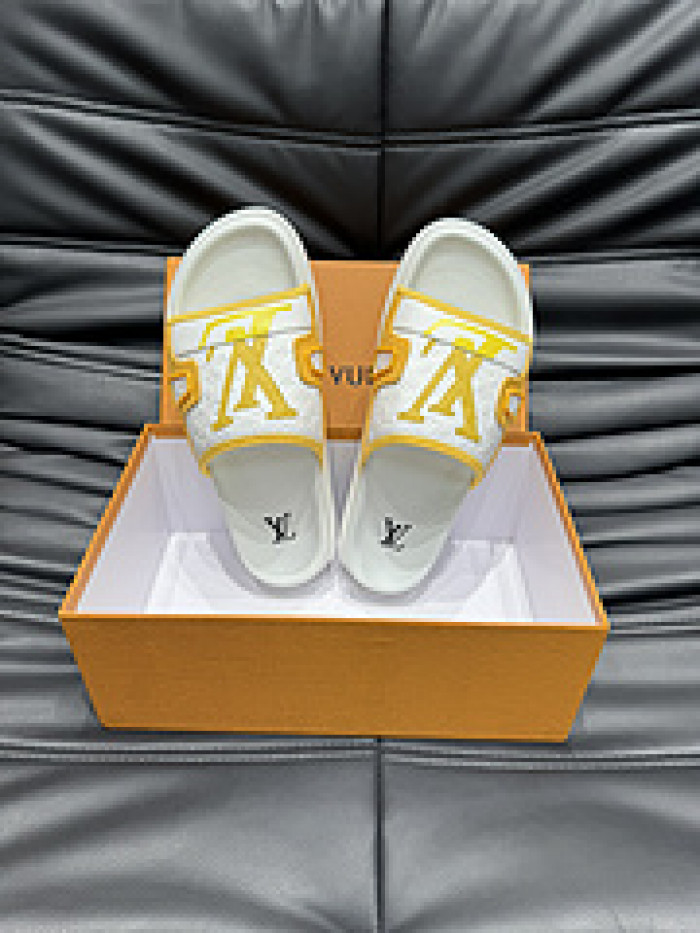 L&V SLIPPERS
