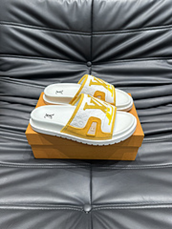 L&V SLIPPERS
