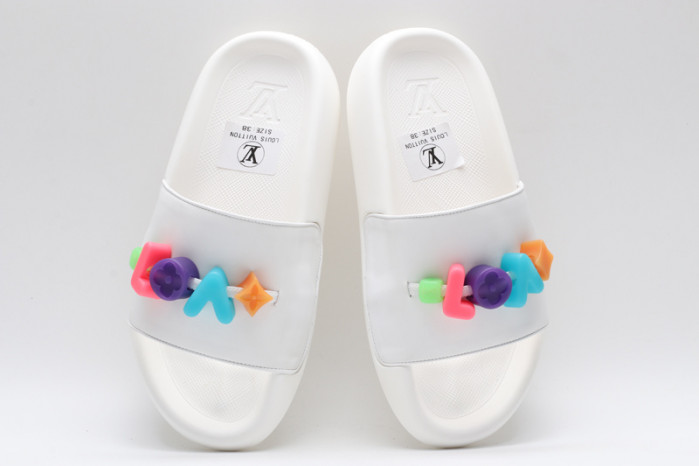 L&V SLIPPERS