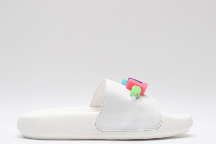 L&V SLIPPERS