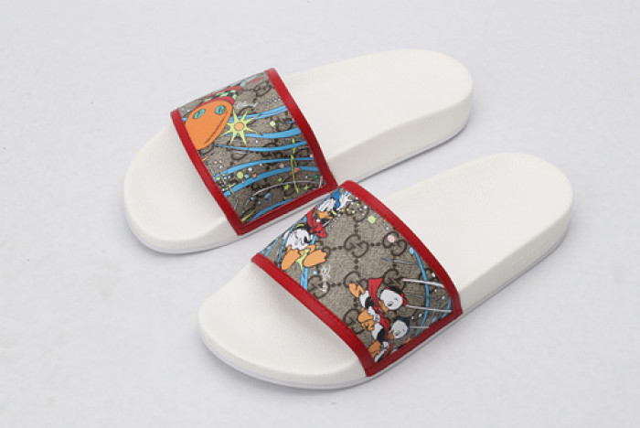 G DESIGNER SLIPPERS