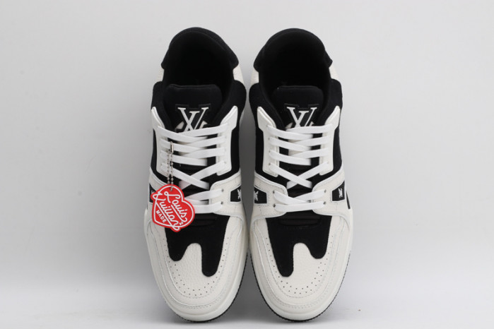 L&V SNEAKERS