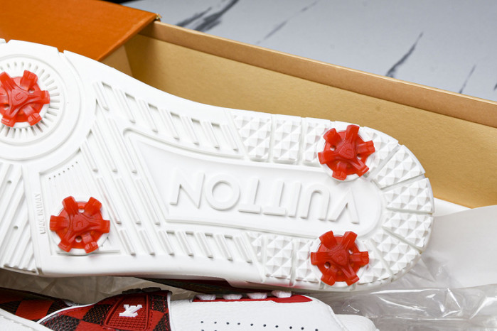 L&V SNEAKERS