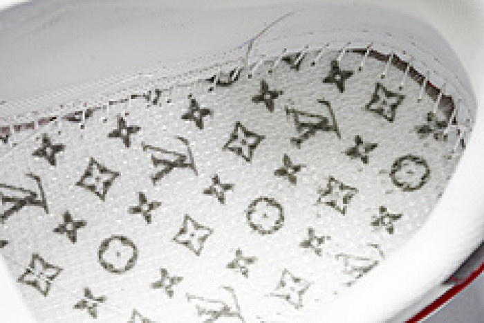 L&V SNEAKERS