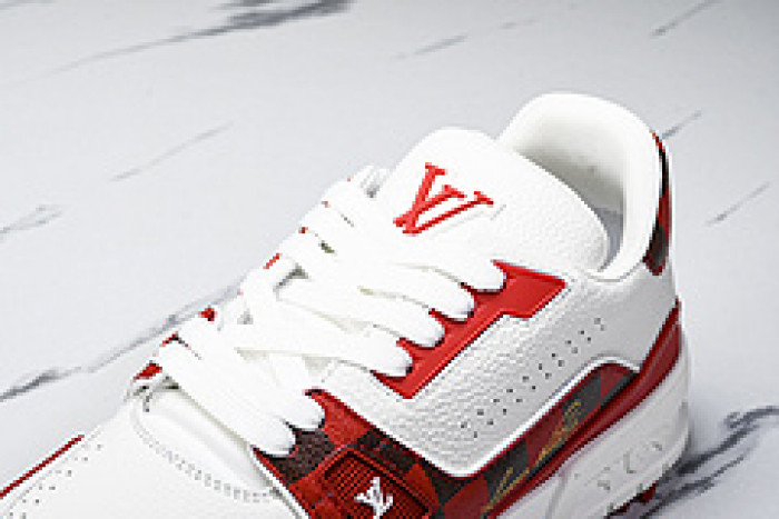 L&V SNEAKERS